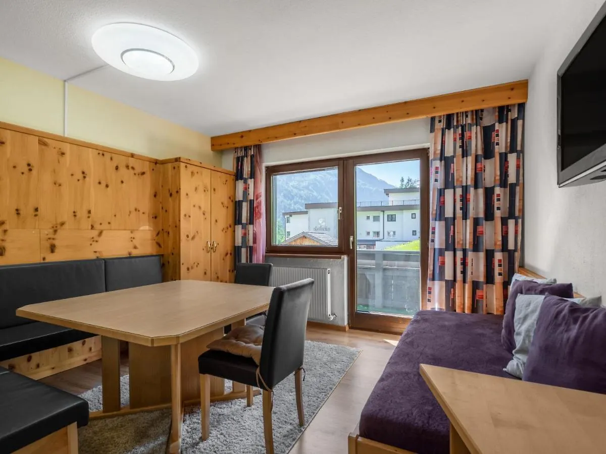 Apartment Nadine-7 By Interhome سولدن
