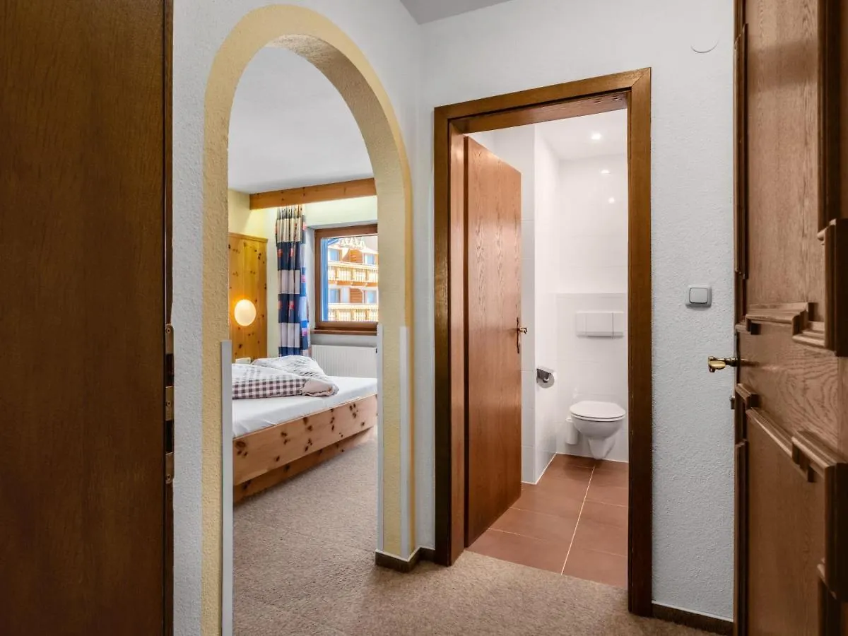 Apartment Nadine-7 By Interhome سولدن